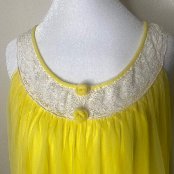Vintage Intime California Yellow Nightgown & Robe Set Size S Chiffon Bell Sleeve - Picture 3 of 16